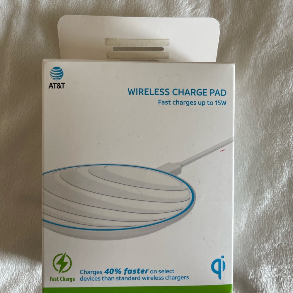 AT&T 15W Fast Charge Wireless Charging Pad Mat  Brand NEW